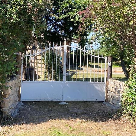 Les Anges Bleus Villa Chavannes-Sur-Reyssouze Екстериор снимка